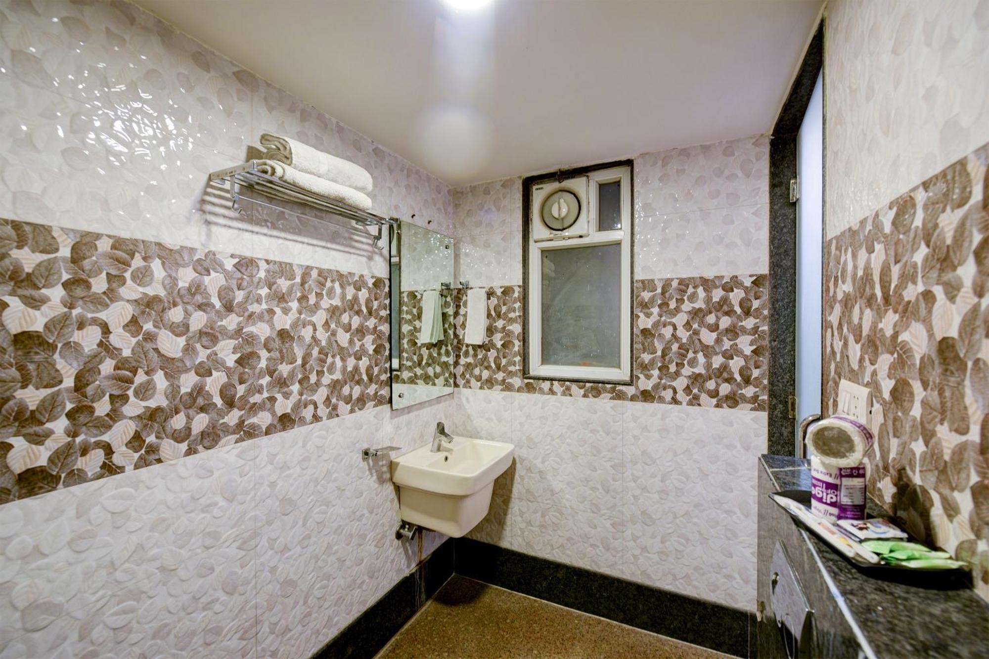 Hotel Sohana Palace Near New Delhi Railway Station And Connaught Place מראה חיצוני תמונה
